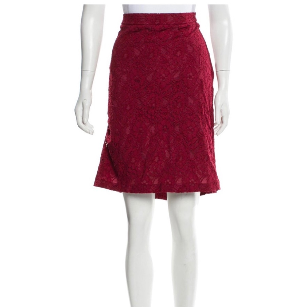 Love Moschino beautiful lace knee length s…